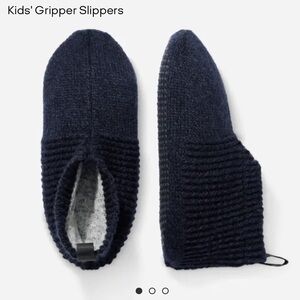 NWOT Bombas Youth Gripper Slipper
